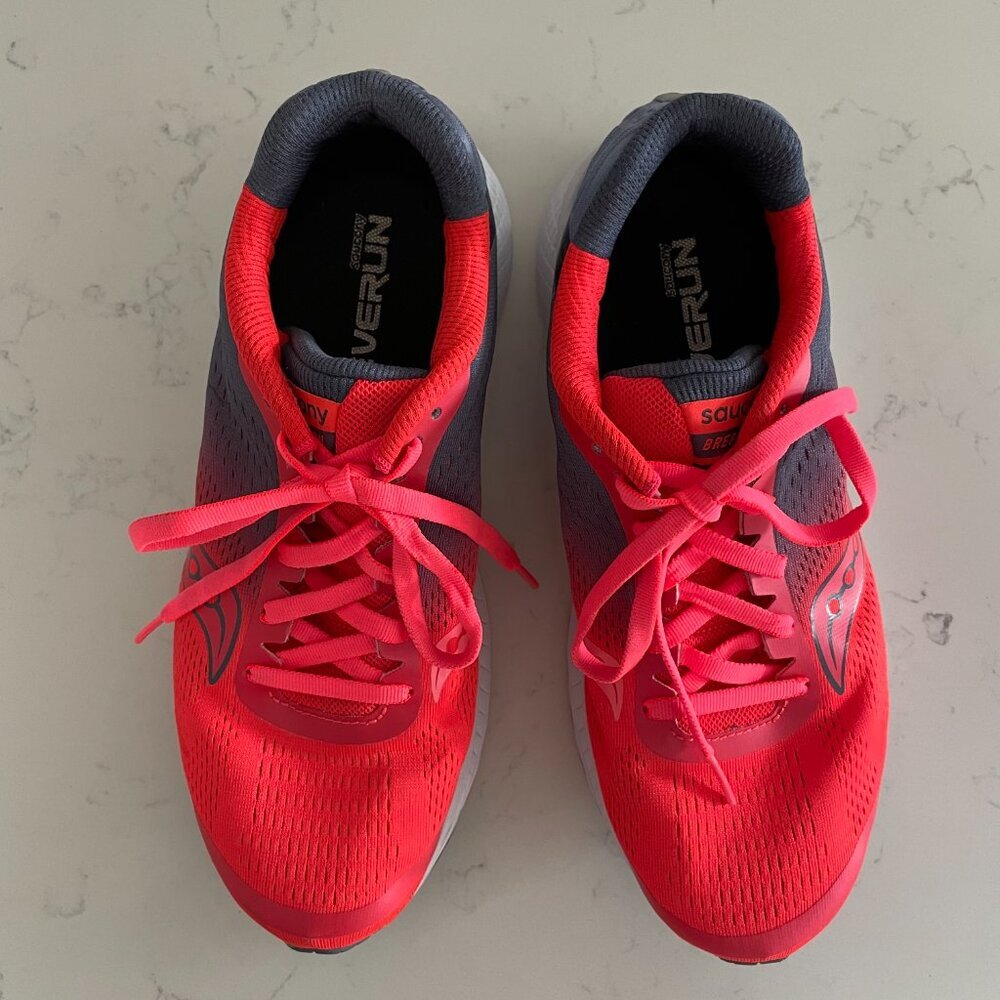 Saucony Everun Breakthru XT-900 Lo Cut Lace Up Running Shoes Red Grey Sz 9.5 - Picture 2 of 10